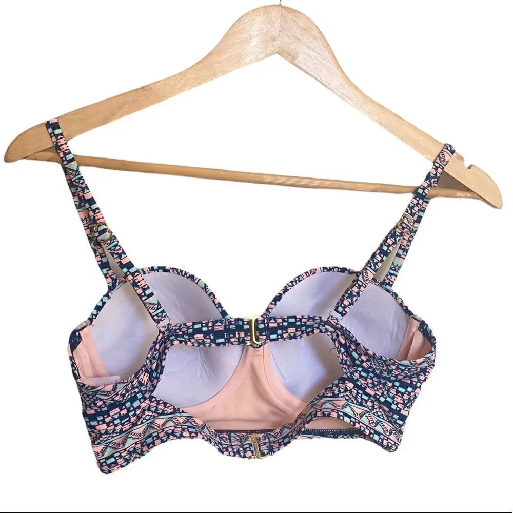 Xhilaration bikini top